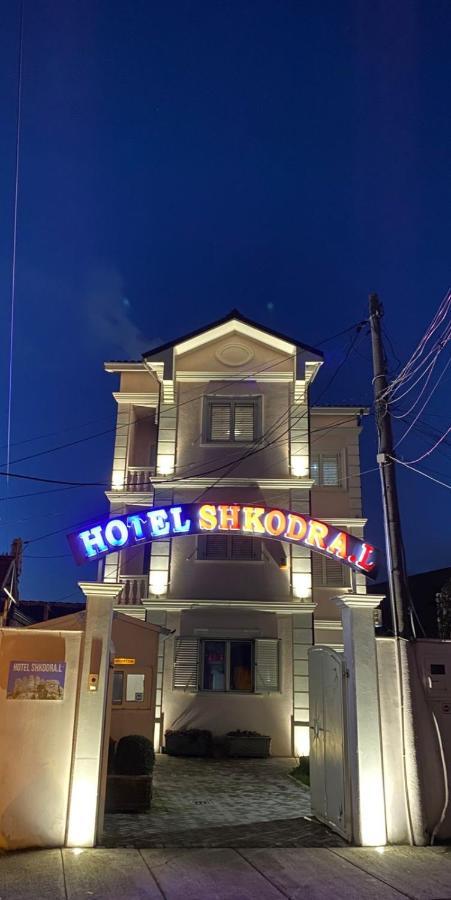 Hotel Shkodra L Extérieur photo